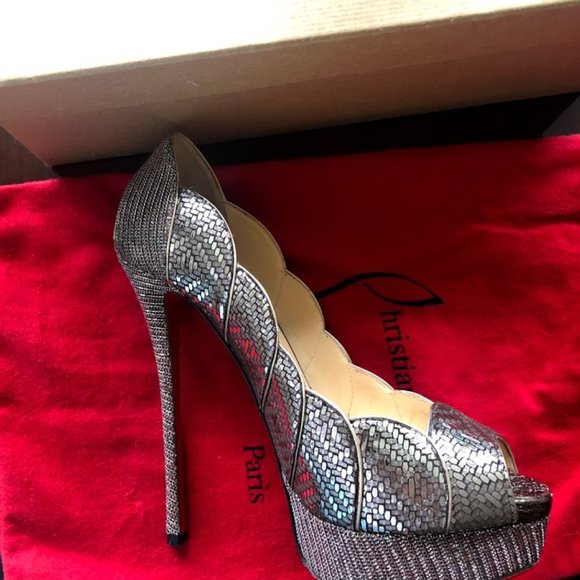 Christian Louboutin Silver/Gold Torsatoe 1… - Picture 4 of 6